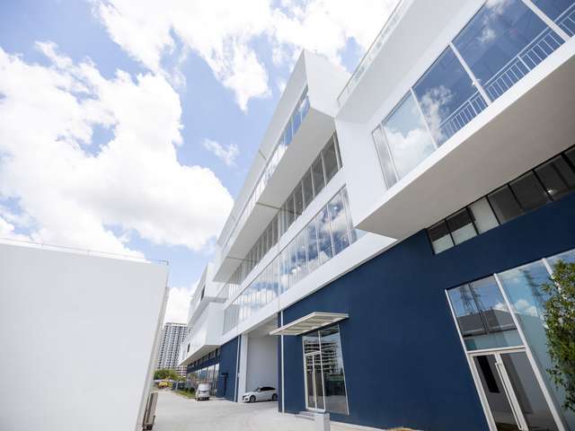 广东专业uv灯片喷绘贵不贵